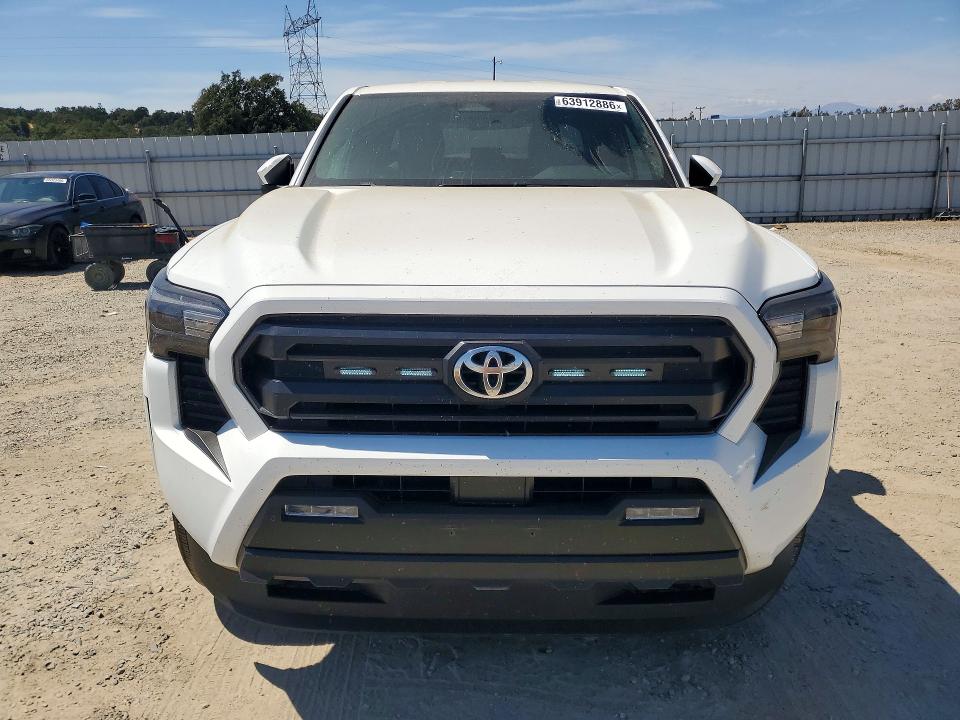 Photo 5 from auction – 2025 TOYOTA TACOMA with VIN 3TMLB5JNXSM186001