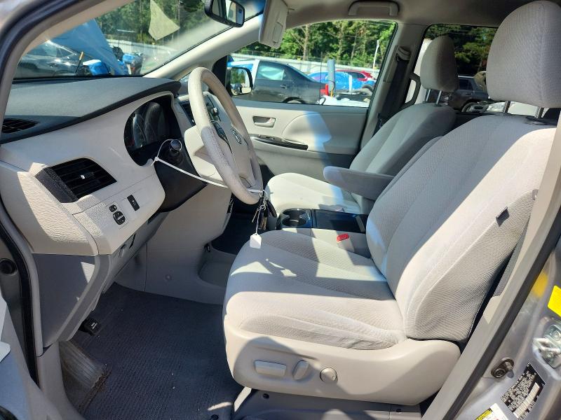Photo 7 from auction – 2011 TOYOTA SIENNA with VIN 5TDKK3DC0BS050051