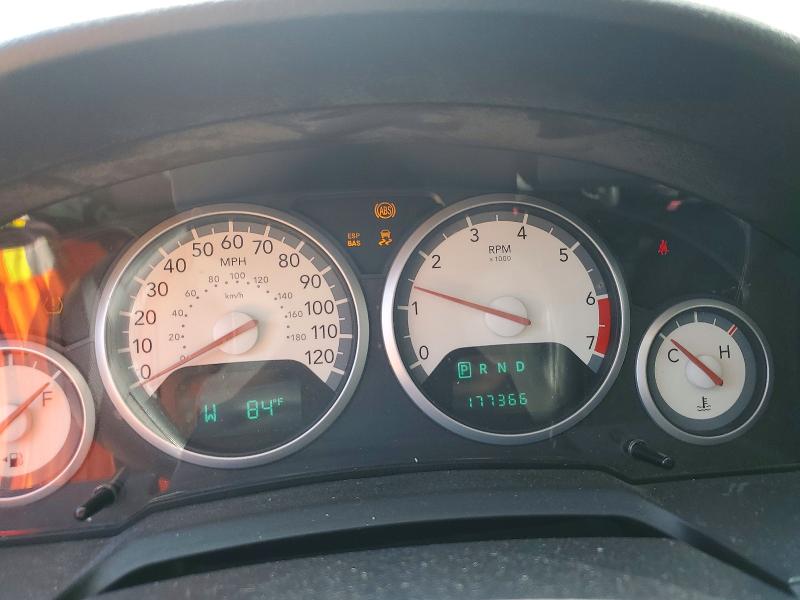 Photo 9 from auction – 2010 DODGE GRAND CARAVAN with VIN 2D4RN5D18AR181402