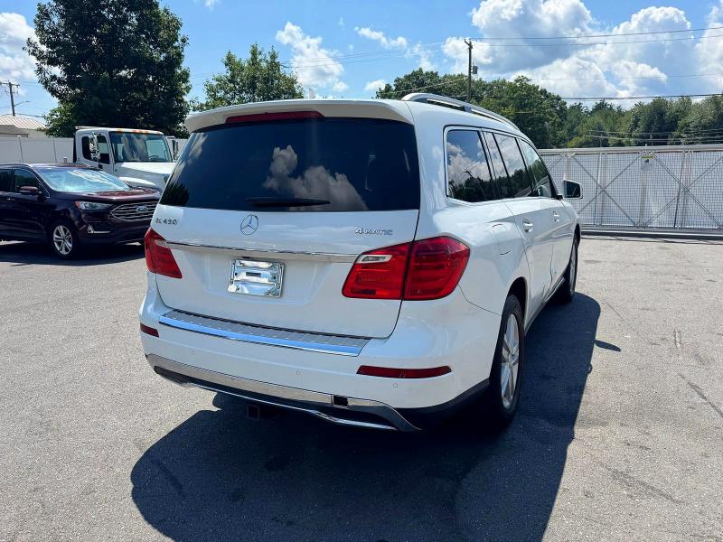 Photo 3 from auction – 2014 MERCEDES-BENZ GL with VIN 4JGDF7CE0EA302336