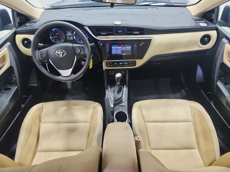 Фото 8 с аукциона – 2017 TOYOTA COROLLA с VIN 5YFBURHE2HP614177