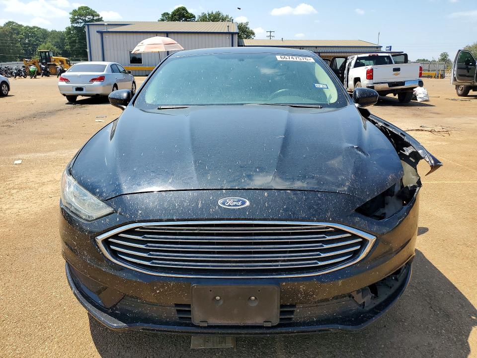 Photo 5 from auction – 2018 FORD FUSION with VIN 3FA6P0G76JR180407