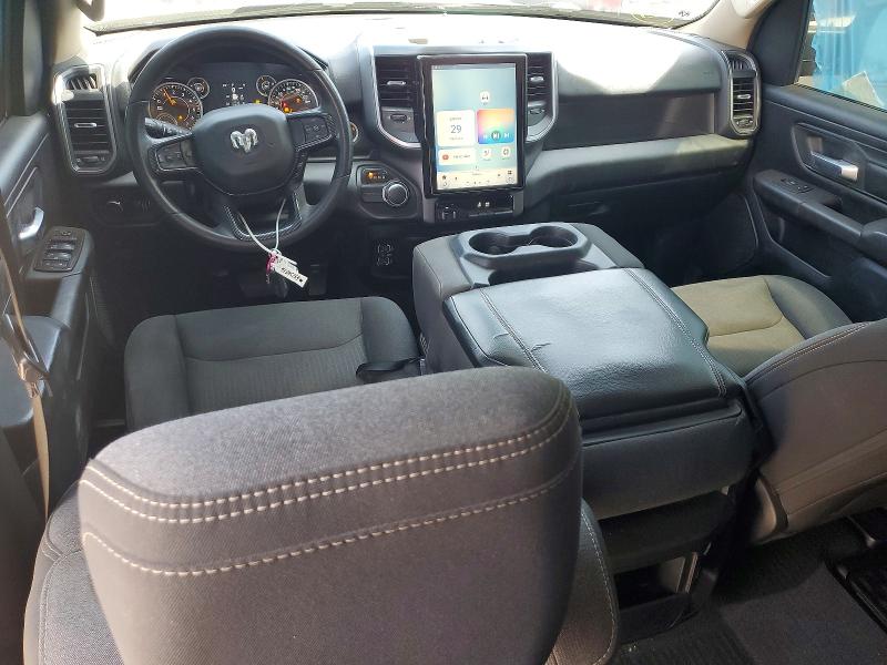 صورة رقم 8 من المزاد - 2019 RAM 1500 مع VIN 1C6RREGT1KN612182