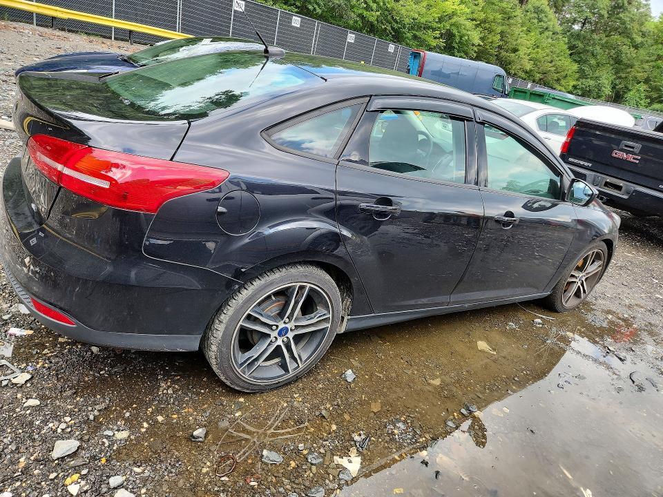 Photo 3 from auction – 2018 FORD FOCUS with VIN 1FADP3F29JL299694