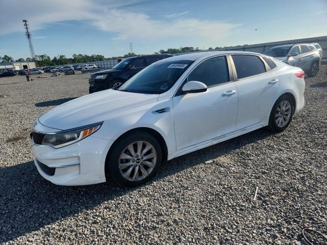 Снимка 1 от търг – 2017 KIA OPTIMA с VIN 5XXGT4L32HG121903