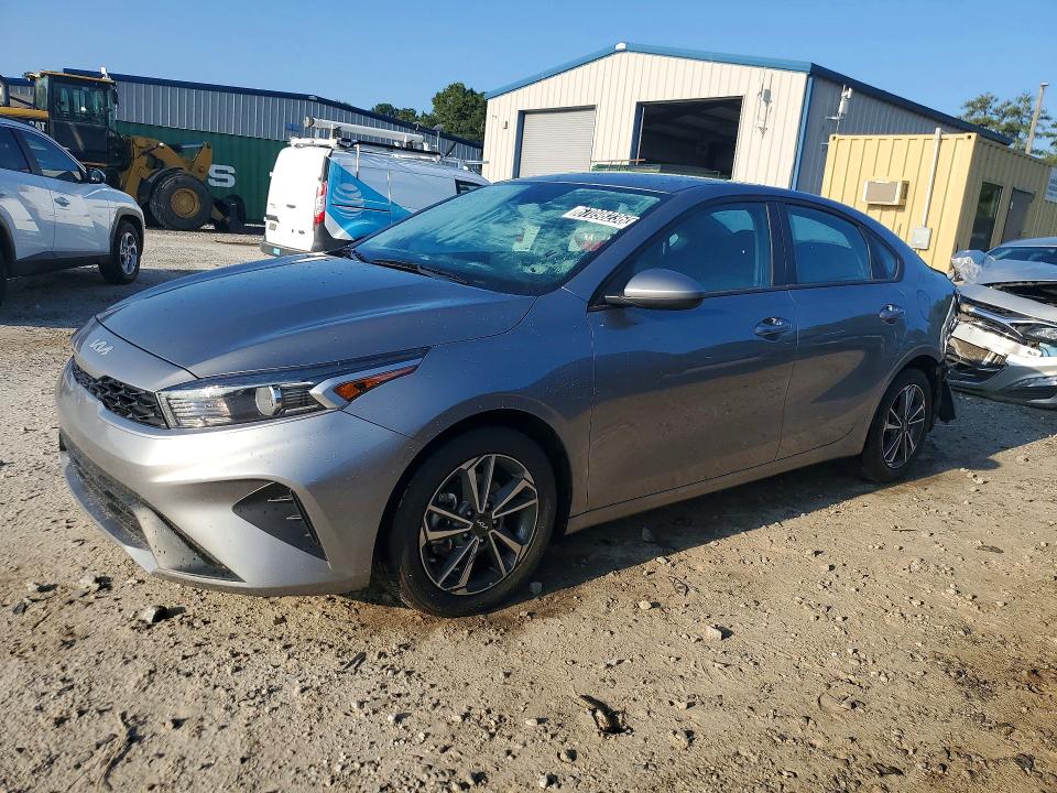 KIA FORTE 2024 with VIN 3KPF24AD3RE752339 - Photo from auction