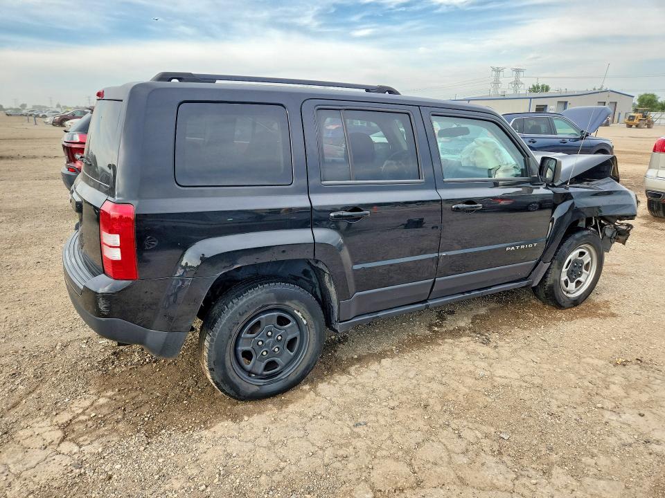 صورة رقم 3 من المزاد - 2015 JEEP PATRIOT مع VIN 1C4NJRBBXFD426298
