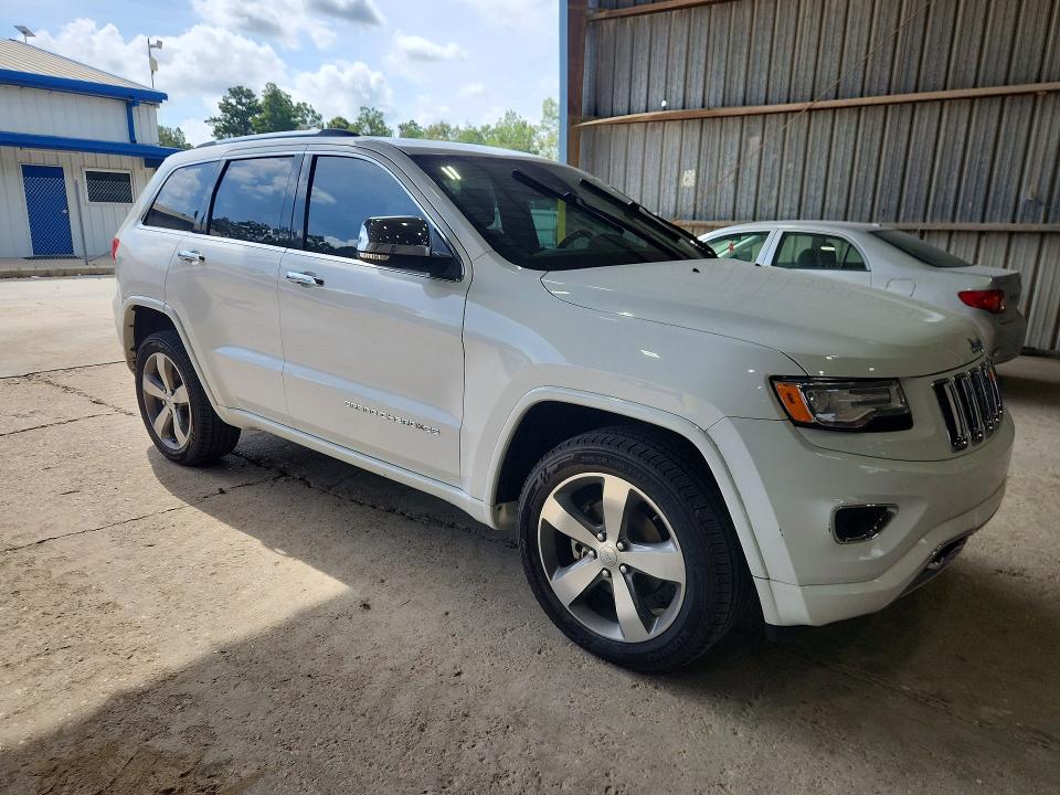 Photo 4 from auction – 2015 JEEP GRAND CHEROKEE with VIN 1C4RJECM0FC689254
