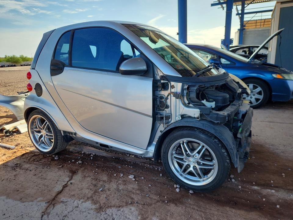 Photo 4 from auction – 2009 SMART FORTWO with VIN WMEEJ31X09K299735