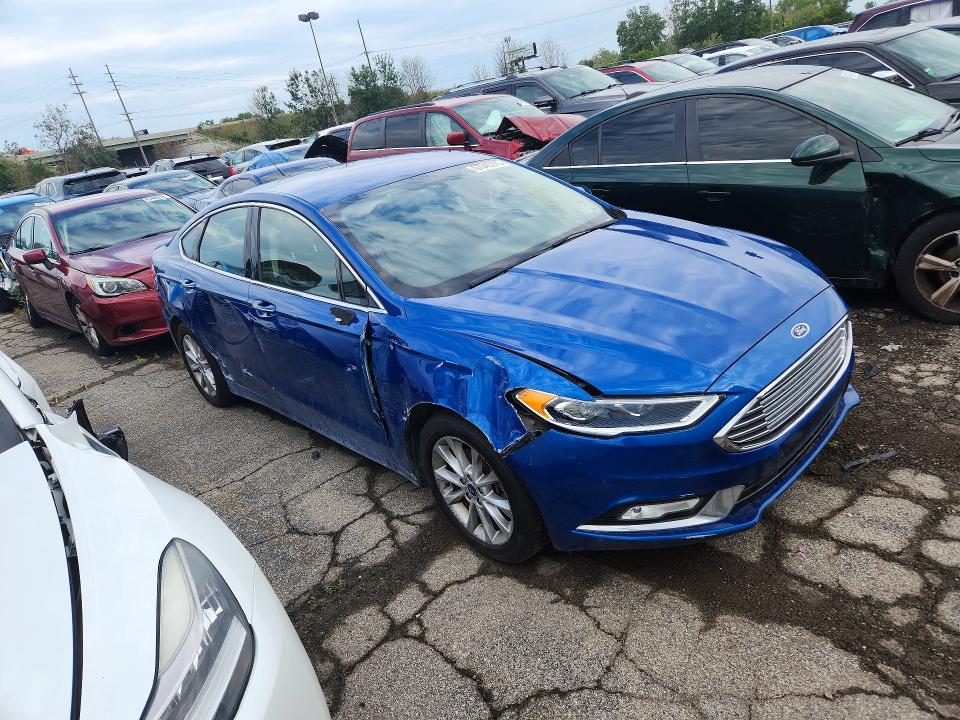 Photo 4 from auction – 2017 FORD FUSION with VIN 3FA6P0HD3HR406191