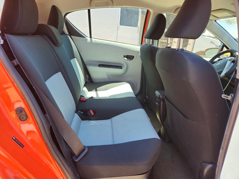 Photo 10 from auction – 2014 TOYOTA PRIUS C with VIN JTDKDTB33E1081650