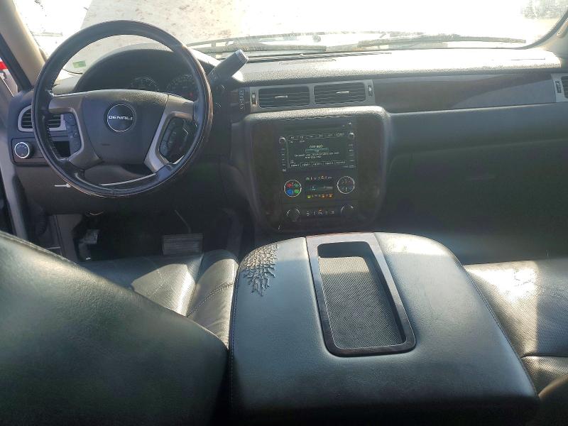 Photo 8 from auction – 2010 GMC YUKON with VIN 1GKUKEEF1AR288232