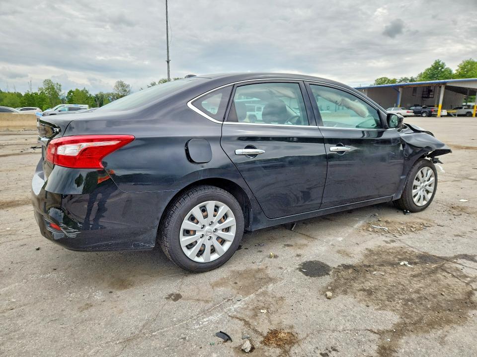 Photo 3 from auction – 2017 NISSAN SENTRA with VIN 3N1AB7APXHY367270