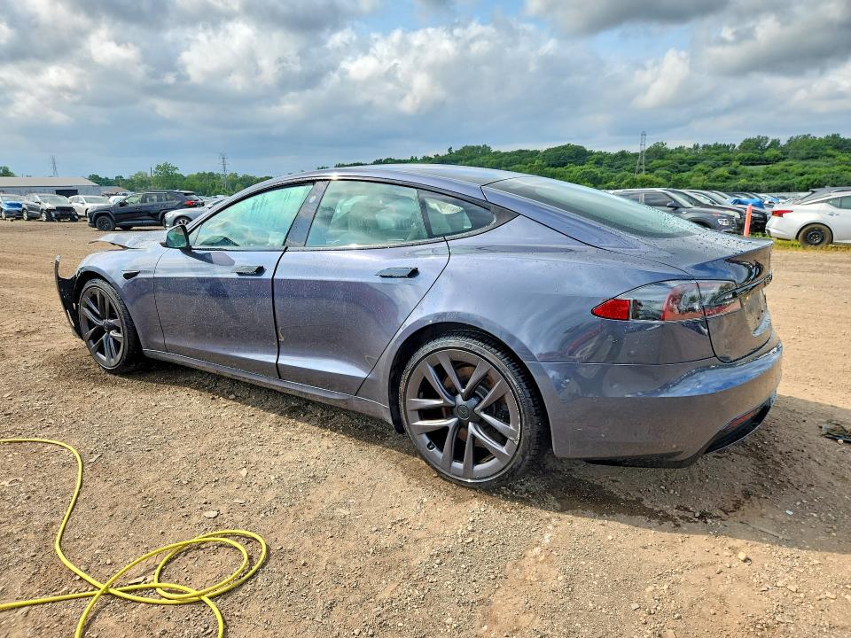 Photo 2 from auction – 2022 TESLA MODEL S with VIN 5YJSA1E54NF470234