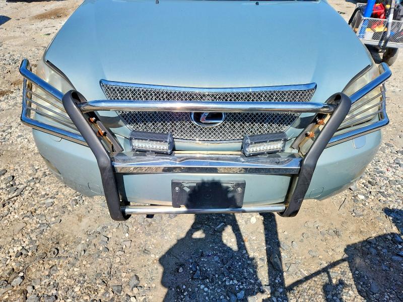 Photo 12 from auction – 2005 LEXUS RX with VIN 2T2HA31U65C045973
