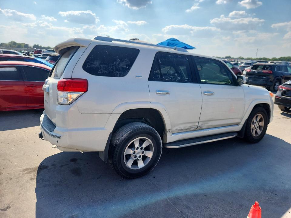 Photo 3 from auction – 2013 TOYOTA 4RUNNER with VIN JTEZU5JR5D5053304