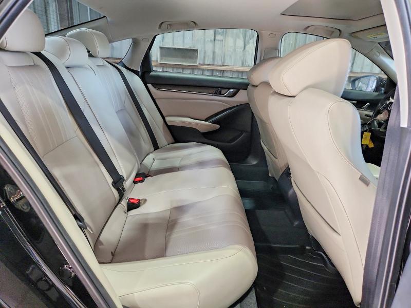 Photo 10 from auction – 2018 HONDA ACCORD with VIN 1HGCV1F63JA071867