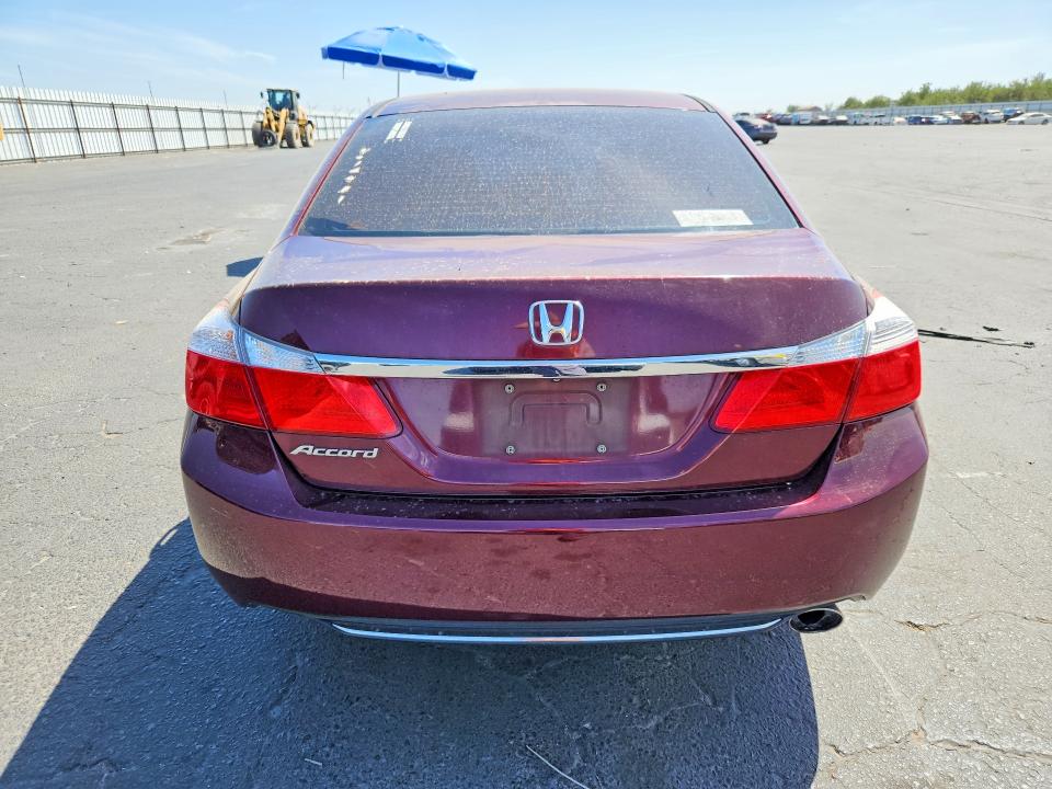 Photo 6 from auction – 2015 HONDA ACCORD with VIN 1HGCR2F37FA236679