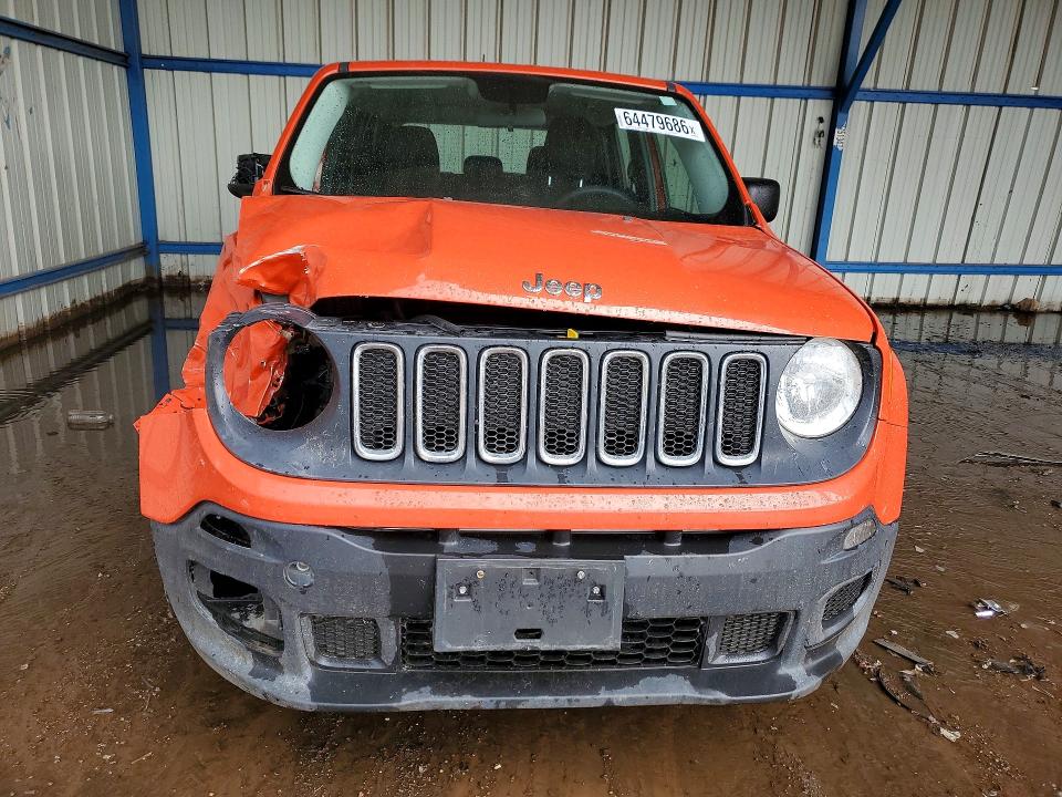 Photo 5 from auction – 2015 JEEP RENEGADE with VIN ZACCJBATXFPB47573