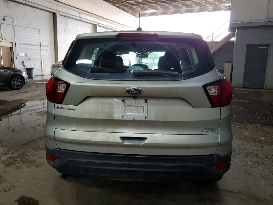 Photo 6 from auction – 2019 FORD ESCAPE with VIN 1FMCU0F73KUA88314