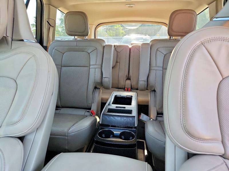 Photo 10 from auction – 2022 LINCOLN AVIATOR with VIN 5LM5J7XC8NGL04938