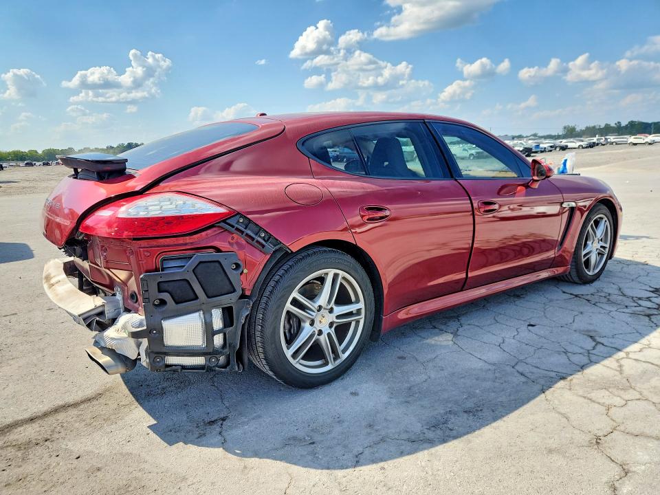 Photo 3 from auction – 2011 PORSCHE PANAMERA with VIN WP0AA2A71BL010076
