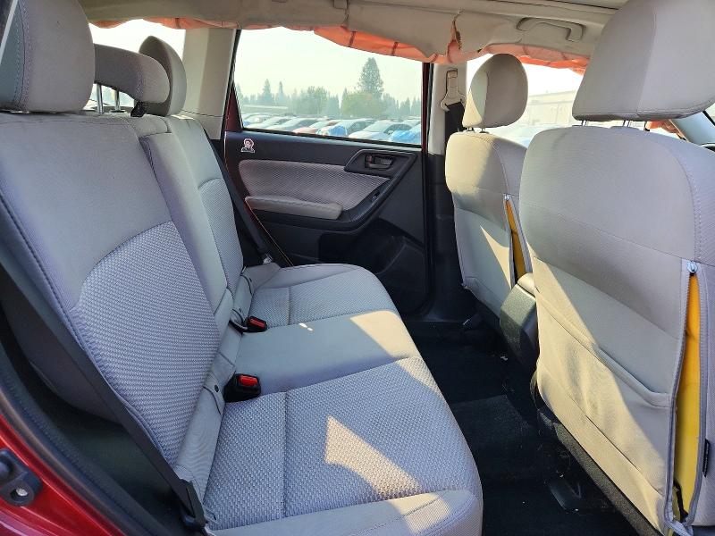 Снимка 10 от търг – 2018 SUBARU FORESTER с VIN JF2SJAEC2JH417638
