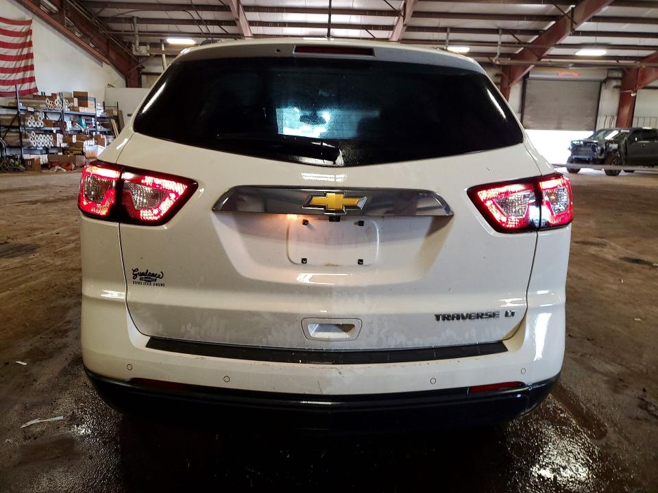 Photo 6 from auction – 2015 CHEVROLET TRAVERSE with VIN 1GNKRGKD3FJ199160