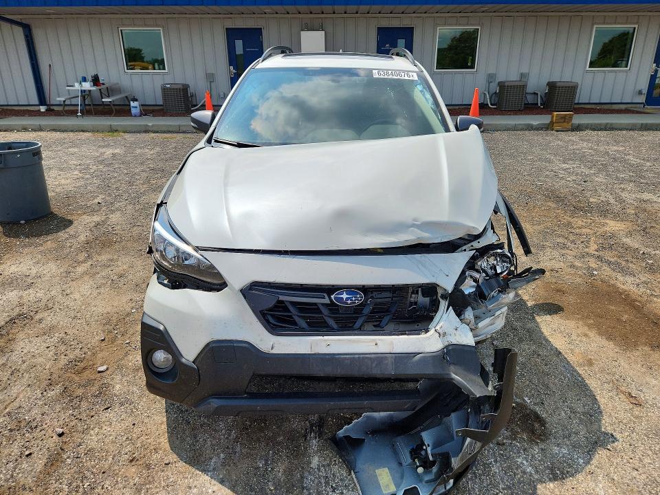 Photo 5 from auction – 2023 SUBARU CROSSTREK with VIN JF2GTHSC5PH278630