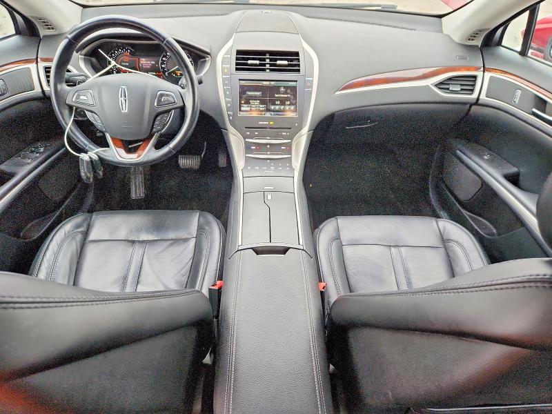 Photo 8 from auction – 2016 LINCOLN MKZ with VIN 3LN6L2J93GR606473