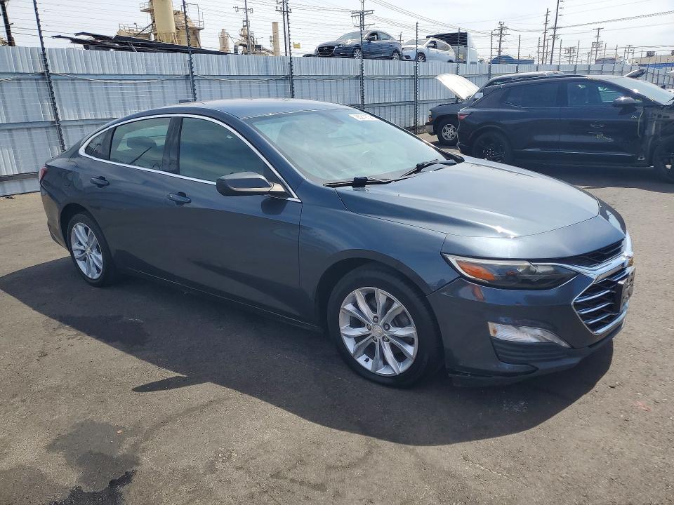 Photo 4 from auction – 2019 CHEVROLET MALIBU with VIN 1G1ZD5ST4KF173822