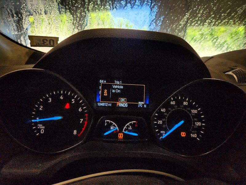 Photo 9 from auction – 2018 FORD ESCAPE with VIN 1FMCU9HD7JUC66179
