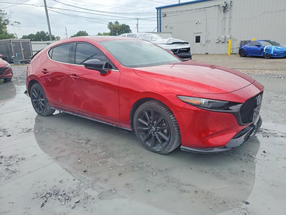 Photo 4 from auction – 2021 MAZDA 3 with VIN JM1BPBNY7M1400796
