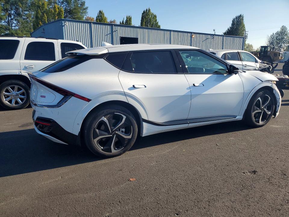Zdjęcie 3 z aukcji – 2024 KIA EV6 z VIN KNDC4DLC8R5220551
