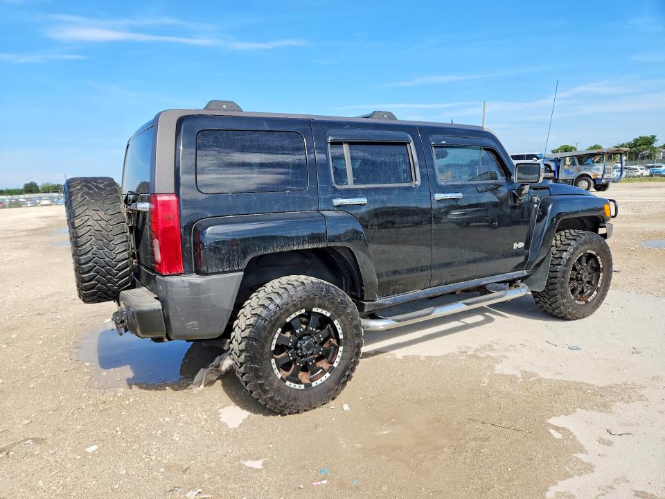 Photo 3 from auction – 2007 HUMMER H3 with VIN 5GTDN13E578183433