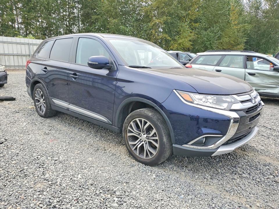 Photo 4 from auction – 2017 MITSUBISHI OUTLANDER with VIN JA4AZ3A3XHZ042813