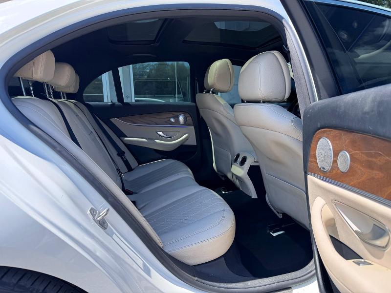 Photo 6 from auction – 2017 MERCEDES-BENZ E with VIN WDDZF4JB4HA198641