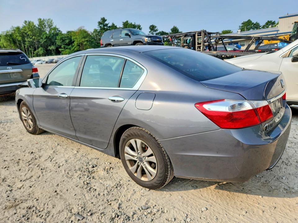 Photo 2 from auction – 2013 HONDA ACCORD with VIN 1HGCR2F32DA101588