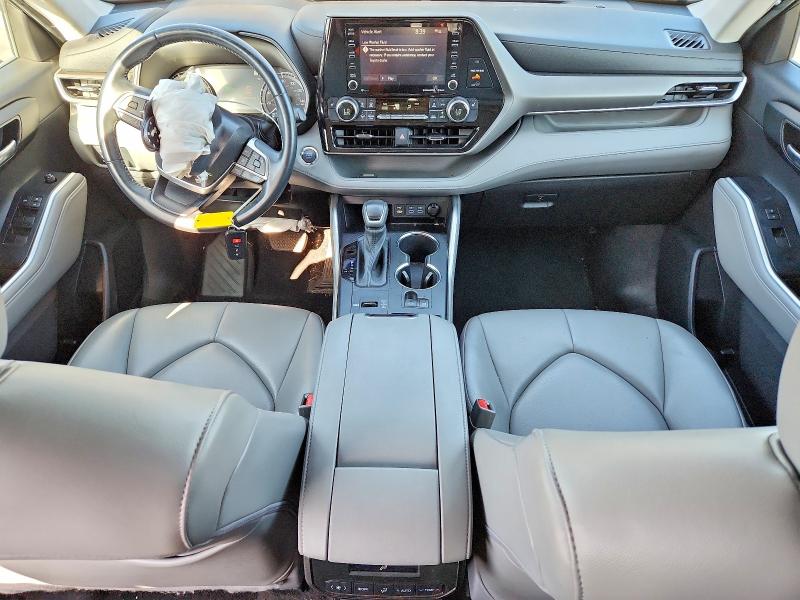 Photo 8 from auction – 2022 TOYOTA HIGHLANDER with VIN 5TDHZRAH6NS546906