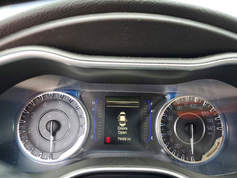 Photo 9 from auction – 2016 CHRYSLER 200 with VIN 1C3CCCAB7GN167365