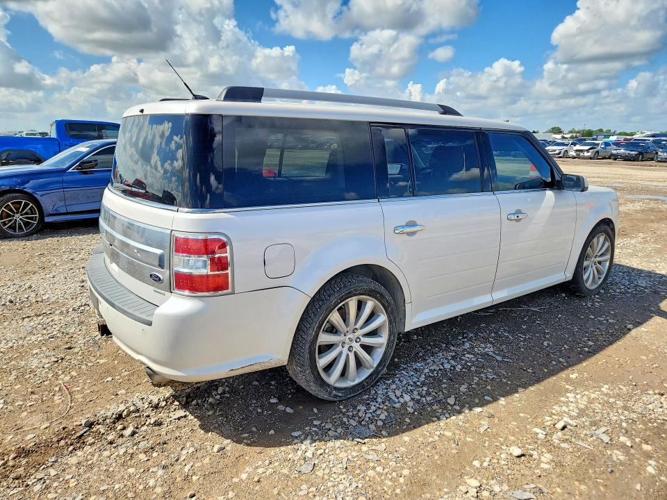 Photo 3 from auction – 2014 FORD FLEX with VIN 2FMHK6DT1EBD39730