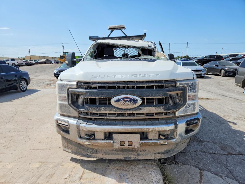 Photo 5 from auction – 2022 FORD F250 with VIN 1FT7X2B60NEF33807