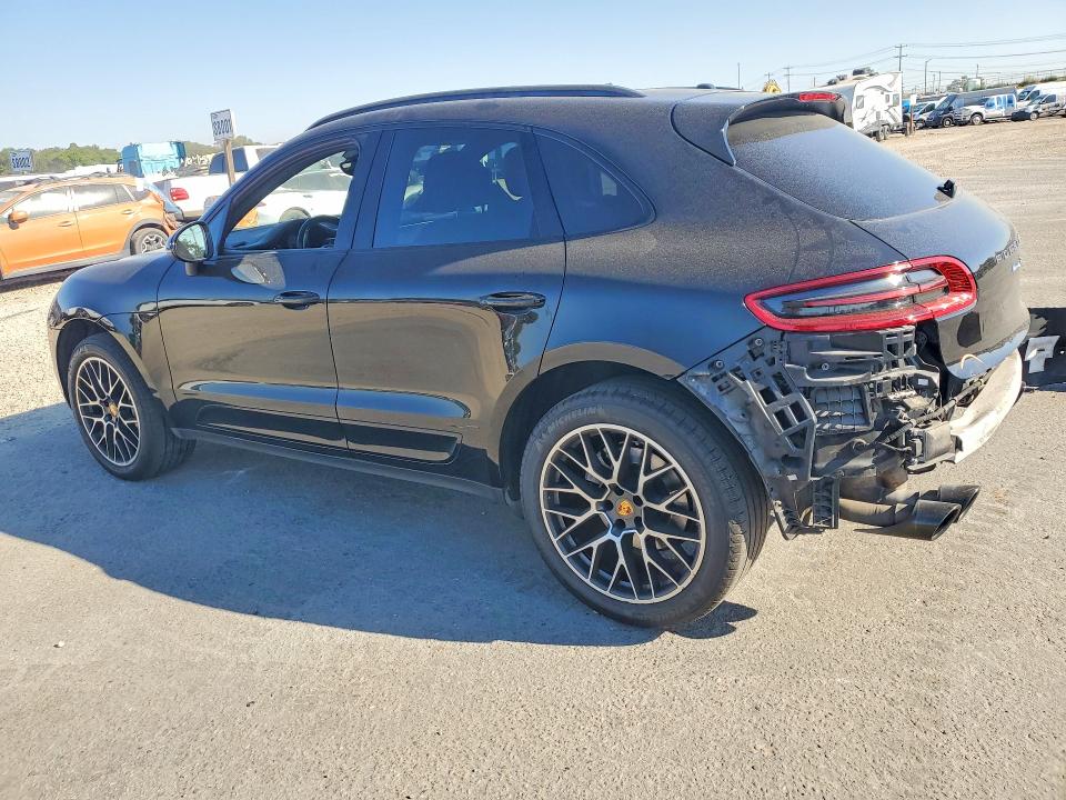 Фото 2 с аукциона – 2017 PORSCHE MACAN с VIN WP1AB2A54HLB14452