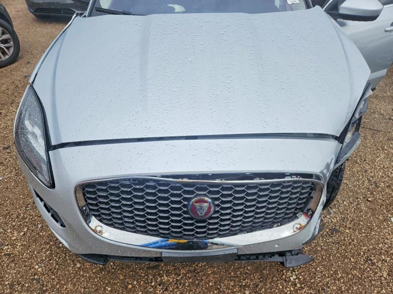 Photo 11 from auction – 2018 JAGUAR E-PACE with VIN SADFJ2FX7J1Z10168