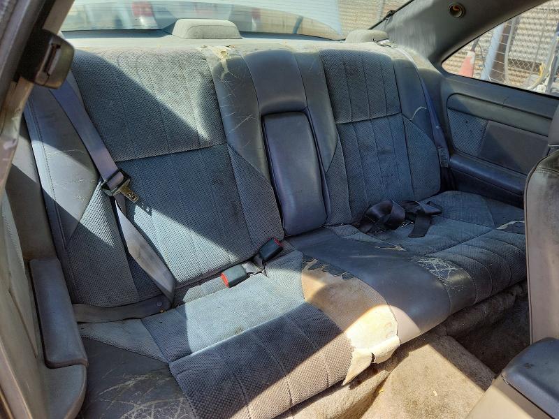 Photo 10 from auction – 1993 FORD THUNDERBIRD LX with VIN 1FAPP6246PH112865