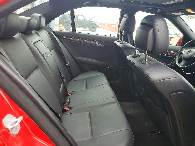 Photo 10 from auction – 2010 MERCEDES-BENZ C with VIN WDDGF8BBXAR090044