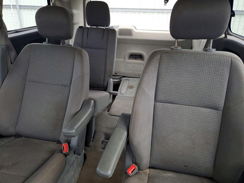 Photo 10 from auction – 2011 VOLKSWAGEN ROUTAN with VIN 2V4RW4DG4BR718136