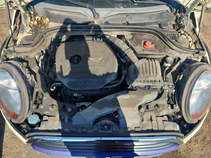 Photo 11 from auction – 2016 MINI COOPER with VIN WMWXP5C54G2D13999