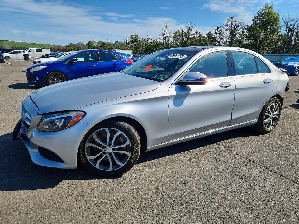 Photo 1 from auction – 2016 MERCEDES-BENZ C with VIN WDDWF4KB6GR143240