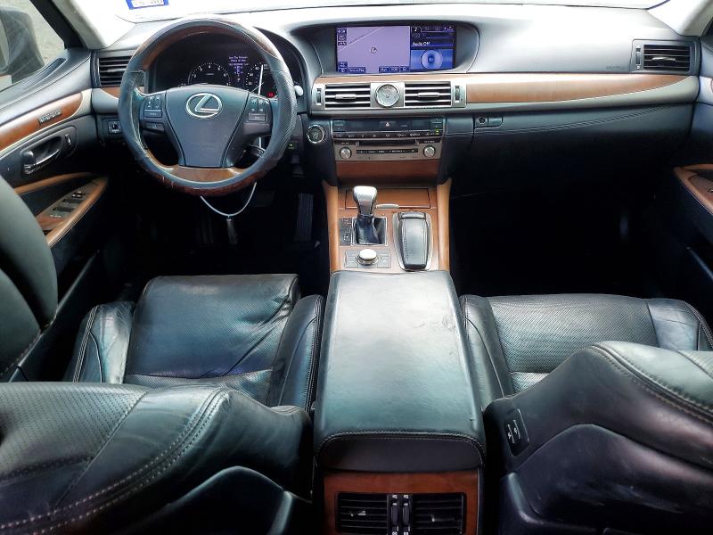 Photo 8 from auction – 2013 LEXUS LS with VIN JTHCL5EF7D5016461